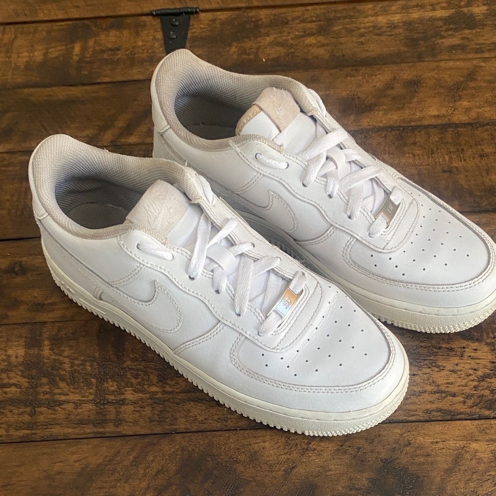 Nike Kids White Low Top Sneakers